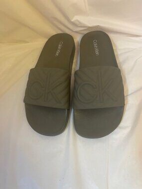 CALVIN KLEIN - Asher Olive green Slides, Women's size 9M